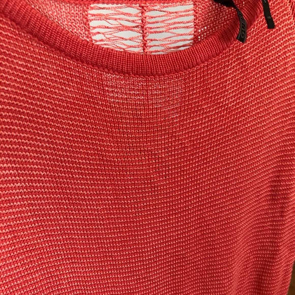 Summer short sleeved coral sweater - Picture 3 of 6